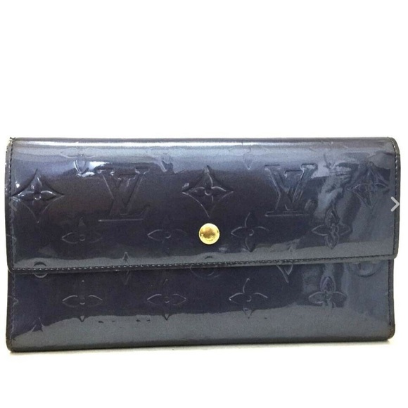 Louis Vuitton Handbags - LIKE NEW Louis Vuitton Monogram Vernis Wallet